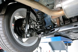 Ремонт подвески автомобиля Land Rover Range Rover Evoque  в Жуковском