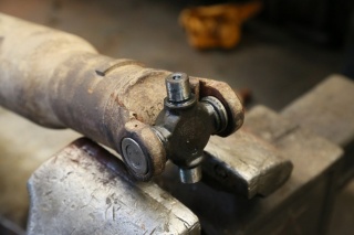 Замена крестовины Land Rover Discovery Sport  в Жуковском