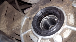 Замена сальника привода Land Rover Discovery Sport  в Жуковском